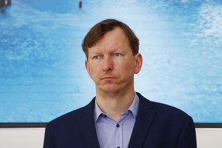 Do nebe volající arogance: Politici místo studu mistrují budoucí středoškoláky a rodiče - Novinky